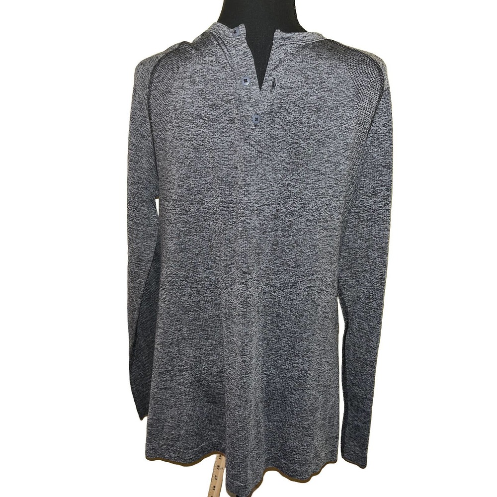 Russell Shirt Men's Medium Training Fit Pull Over 3 Button‎ Long Sleeve